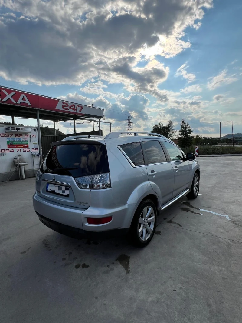 Mitsubishi Outlander 2.0 Газ/Бензин, снимка 1 - Автомобили и джипове - 46814929