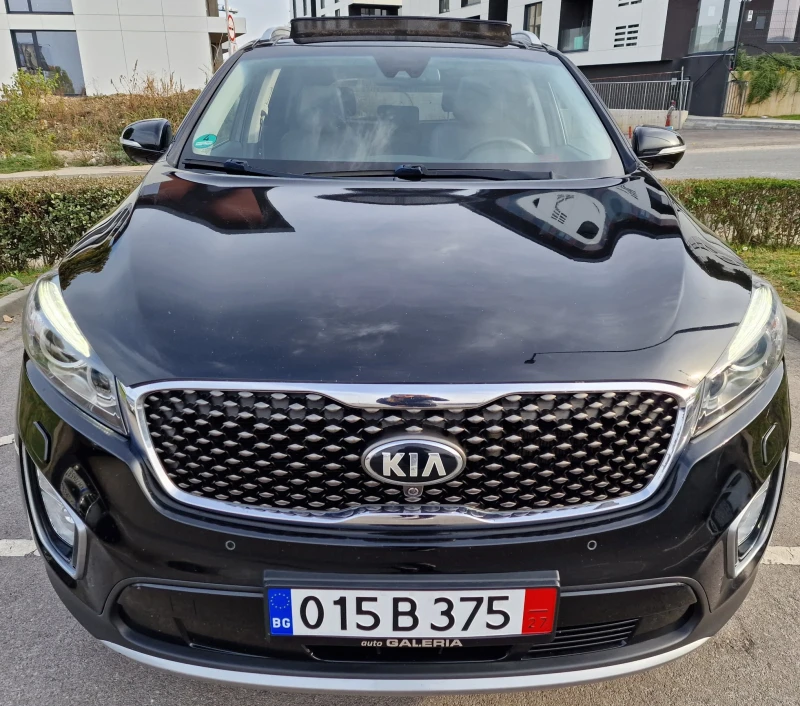 Kia Sorento 2.0* 4х4* Панорама* НАВИ* 360КАМЕРА* ОБДУХВАНЕ* ТО, снимка 2 - Автомобили и джипове - 47763355