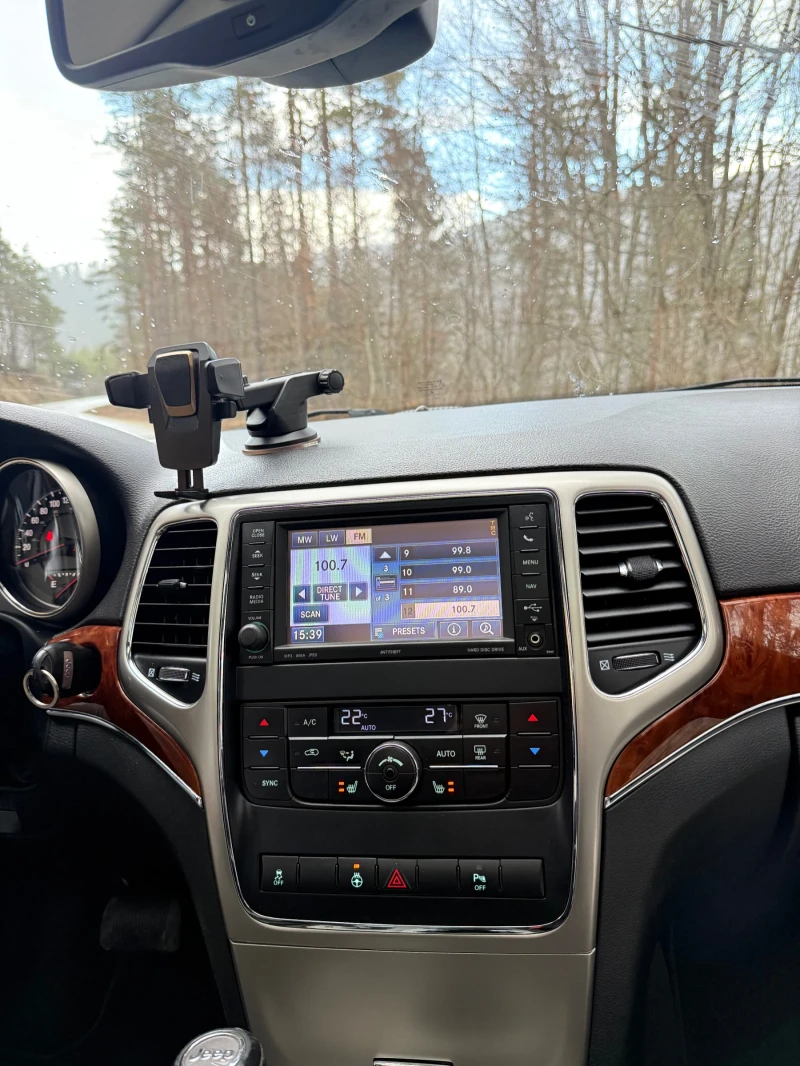 Jeep Grand cherokee, снимка 17 - Автомобили и джипове - 52318485