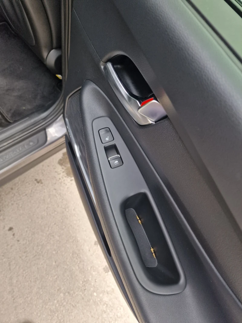 Hyundai Santa fe 4 x 4 HTRAC 2.2 CRDi, снимка 15 - Автомобили и джипове - 52580008