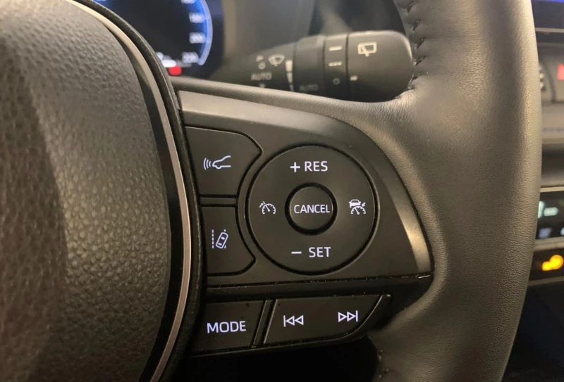 Toyota Rav4 Hybrid Style LED| ACC| Kam| JBL| 360| кожа| наличн, снимка 13 - Автомобили и джипове - 53238644