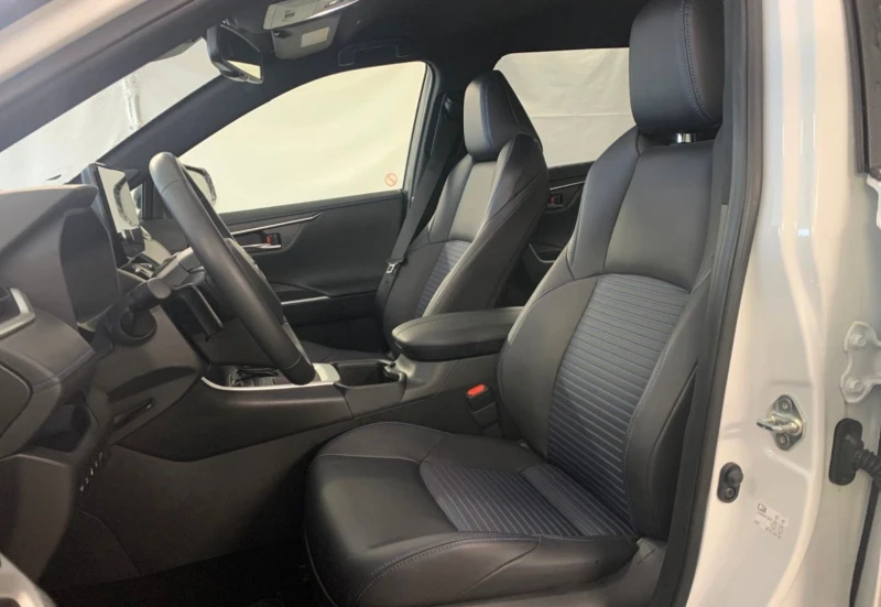 Toyota Rav4 Hybrid Style LED| ACC| Kam| JBL| 360| кожа| наличн, снимка 5 - Автомобили и джипове - 53238644