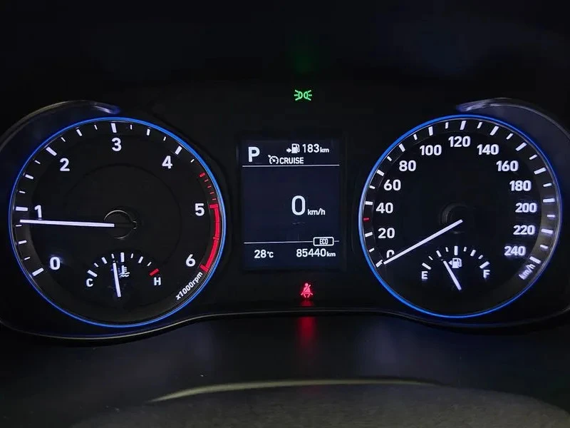 Hyundai Kona 1.6 2Wd Modern, снимка 7 - Автомобили и джипове - 55428971