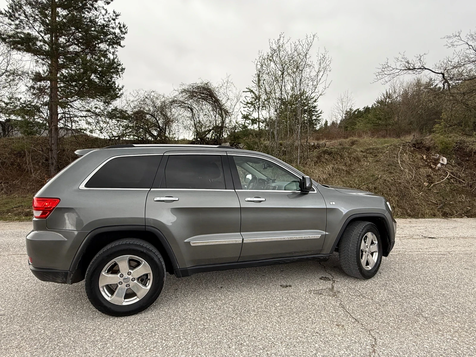 Jeep Grand cherokee  - изображение 6
