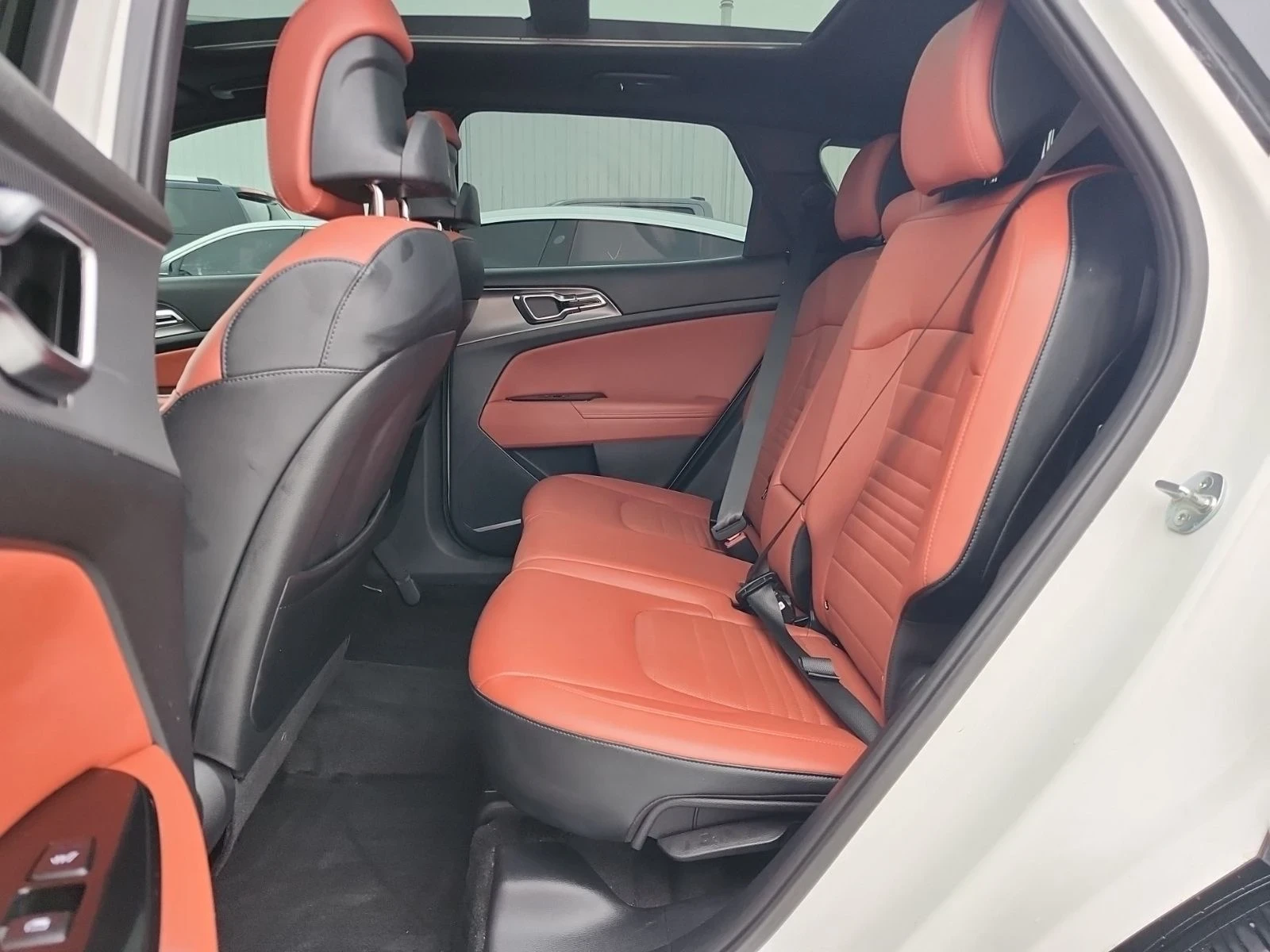 Kia Sportage EX PREMIUM-4D UTILITY AWD* Oбдух* Keyless* Пано*  - изображение 9