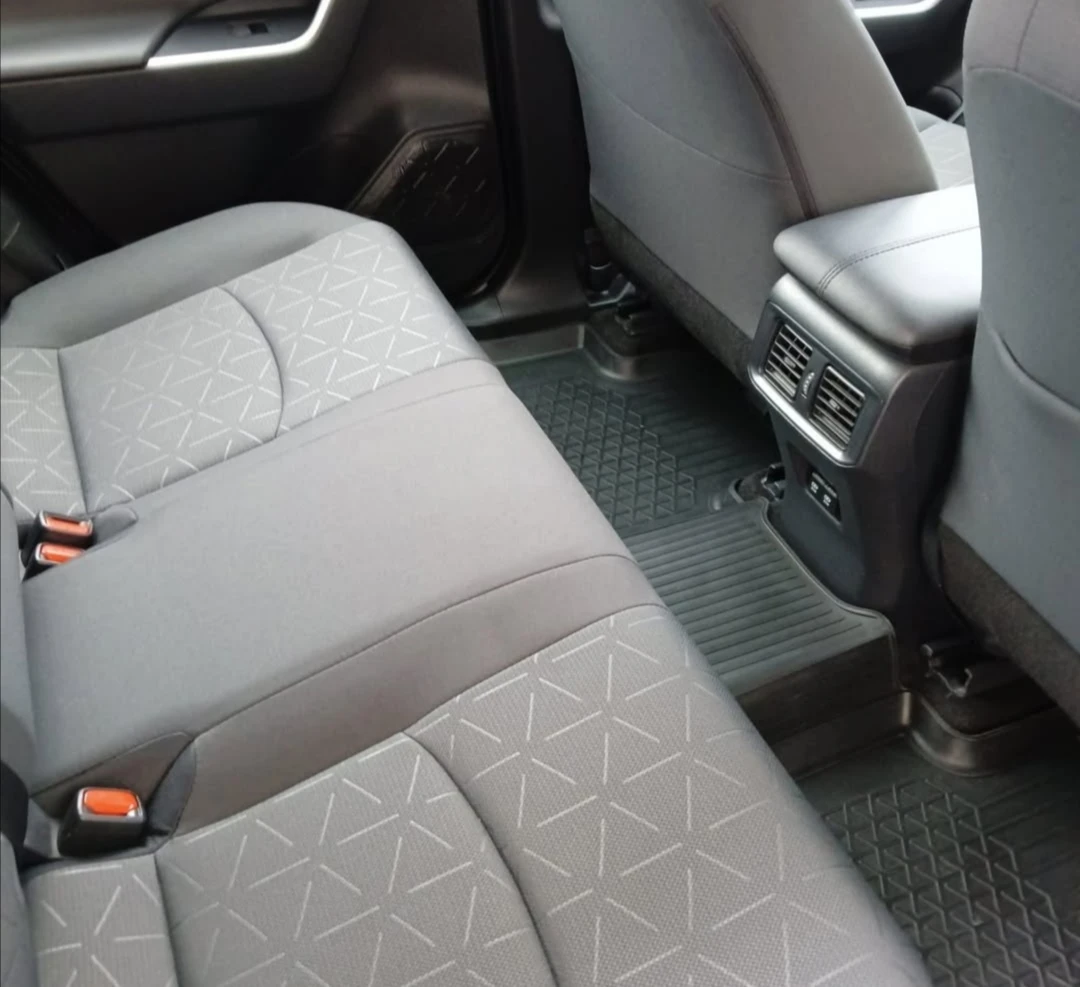 Toyota Rav4  - изображение 7