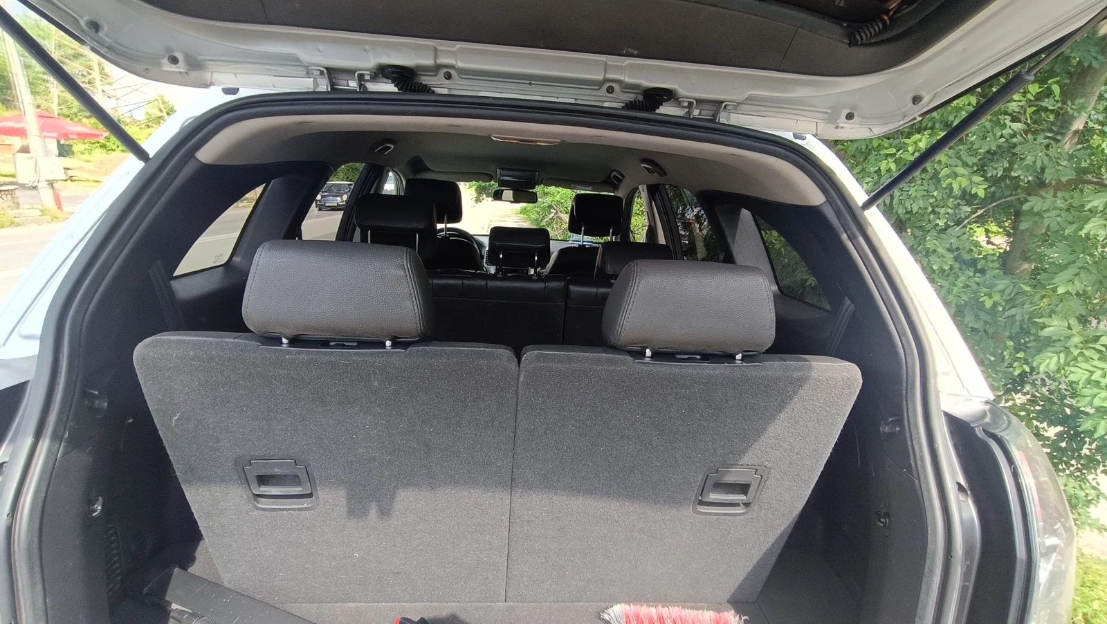Chevrolet Captiva LT + 4х4 + NAVI + CAM + 7 МЕСТА, снимка 10 - Автомобили и джипове - 54813226