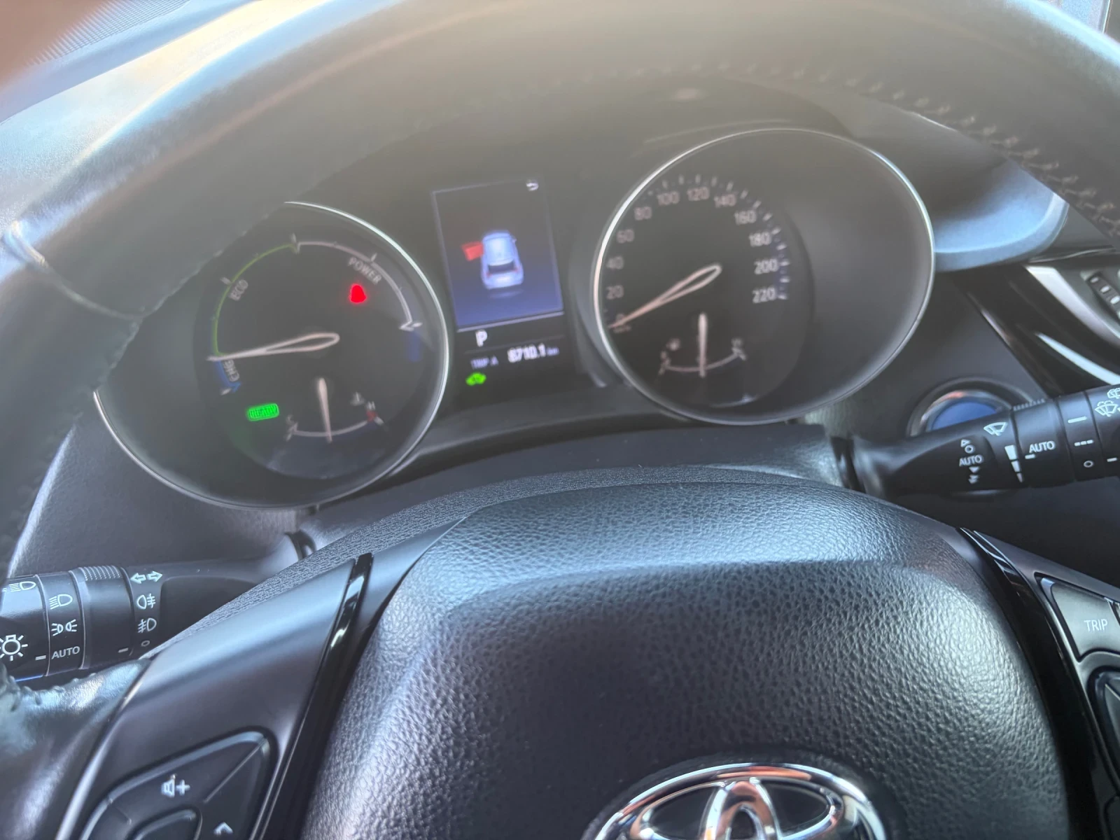 Toyota C-HR 1.8  122 ks, снимка 14 - Автомобили и джипове - 55729841