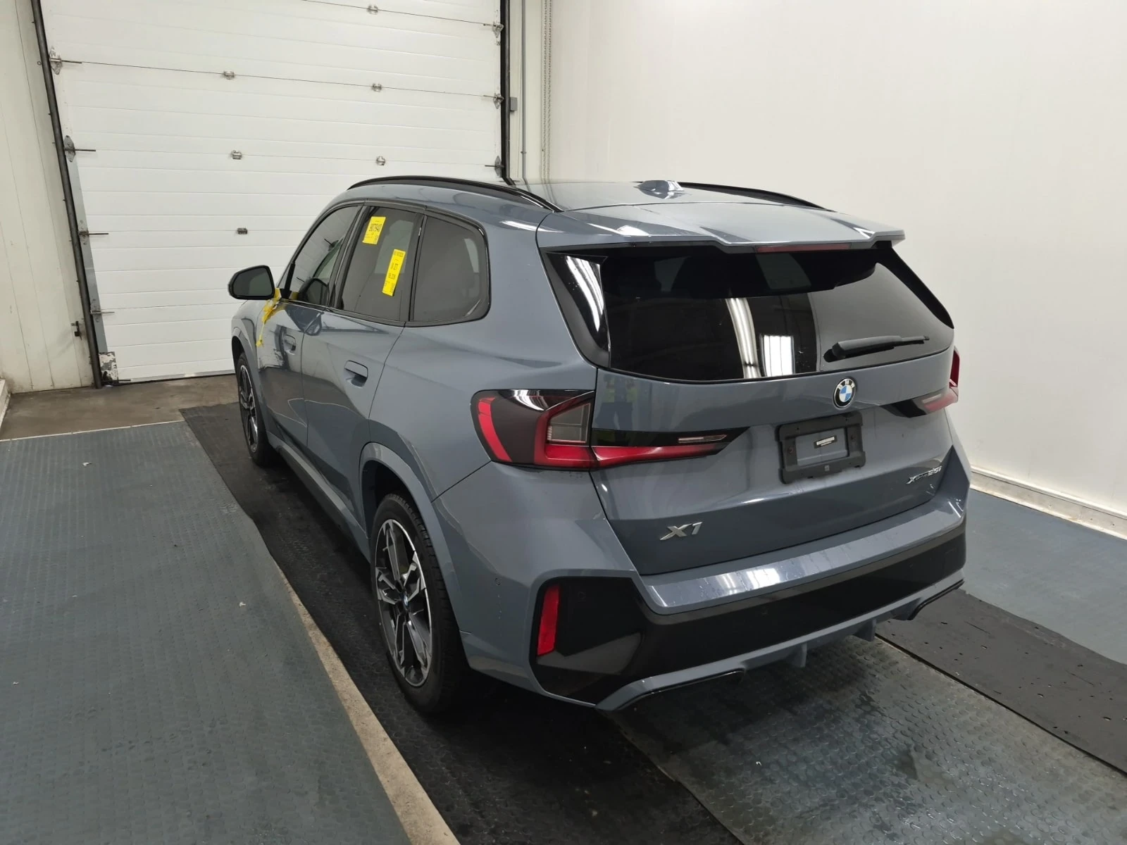 BMW X1 * xDrive28i * АВТОКРЕДИТ БЕЗ ПЪРВОНАЧАЛНА ВНОСКА, снимка 5 - Автомобили и джипове - 55900592