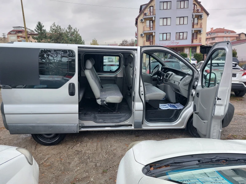 Opel Vivaro 1.9DTI* 6-SPEED.* 9- места* ., снимка 6 - Бусове и автобуси - 47980627