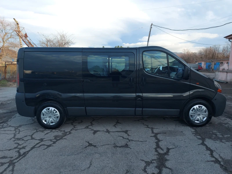 Renault Trafic 2.5 TDI, снимка 4 - Бусове и автобуси - 53047487