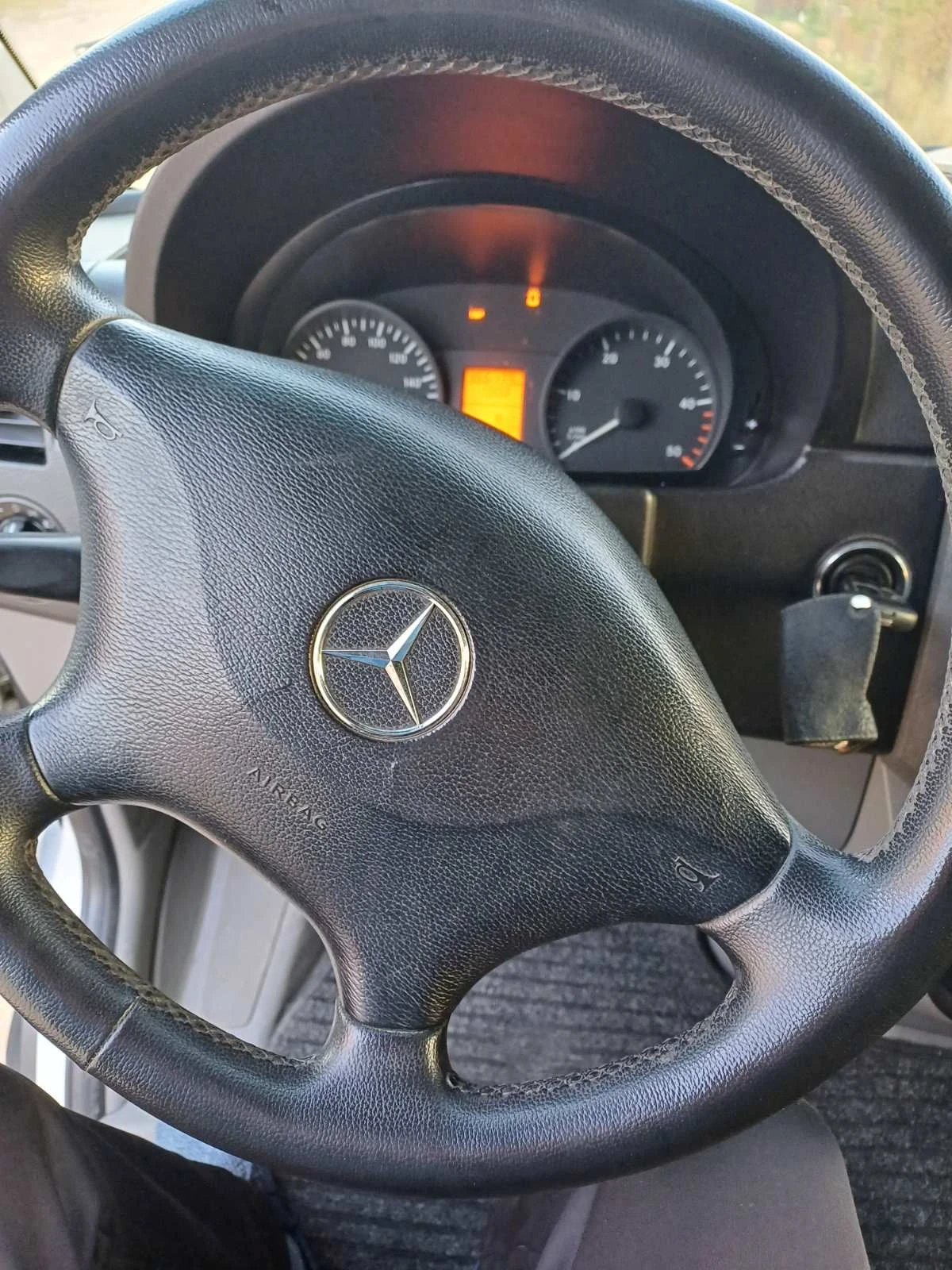 Mercedes-Benz Sprinter  - изображение 9