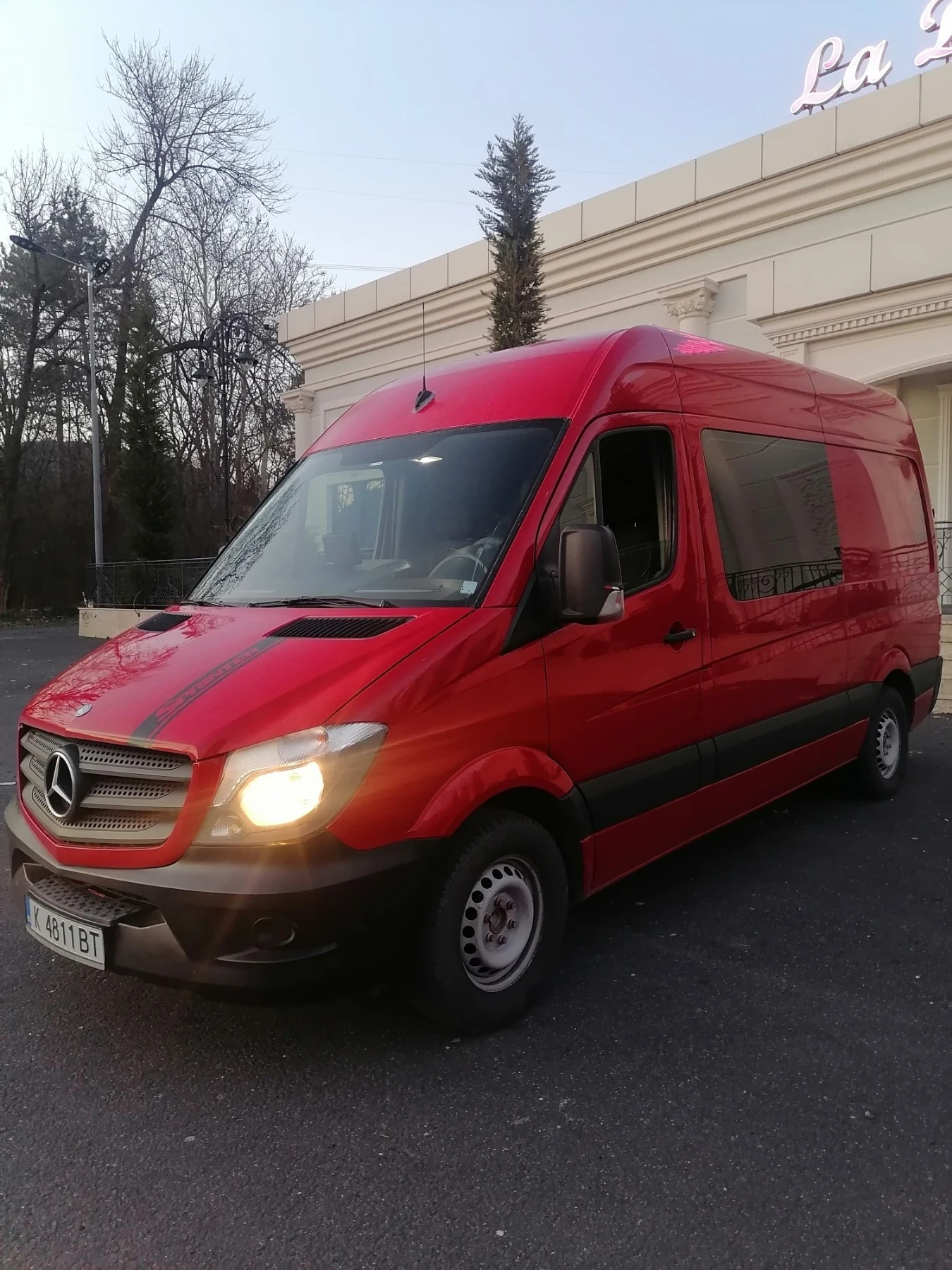 Mercedes-Benz Sprinter 316 316 CDI Товаропътнически 5-местен  - изображение 2