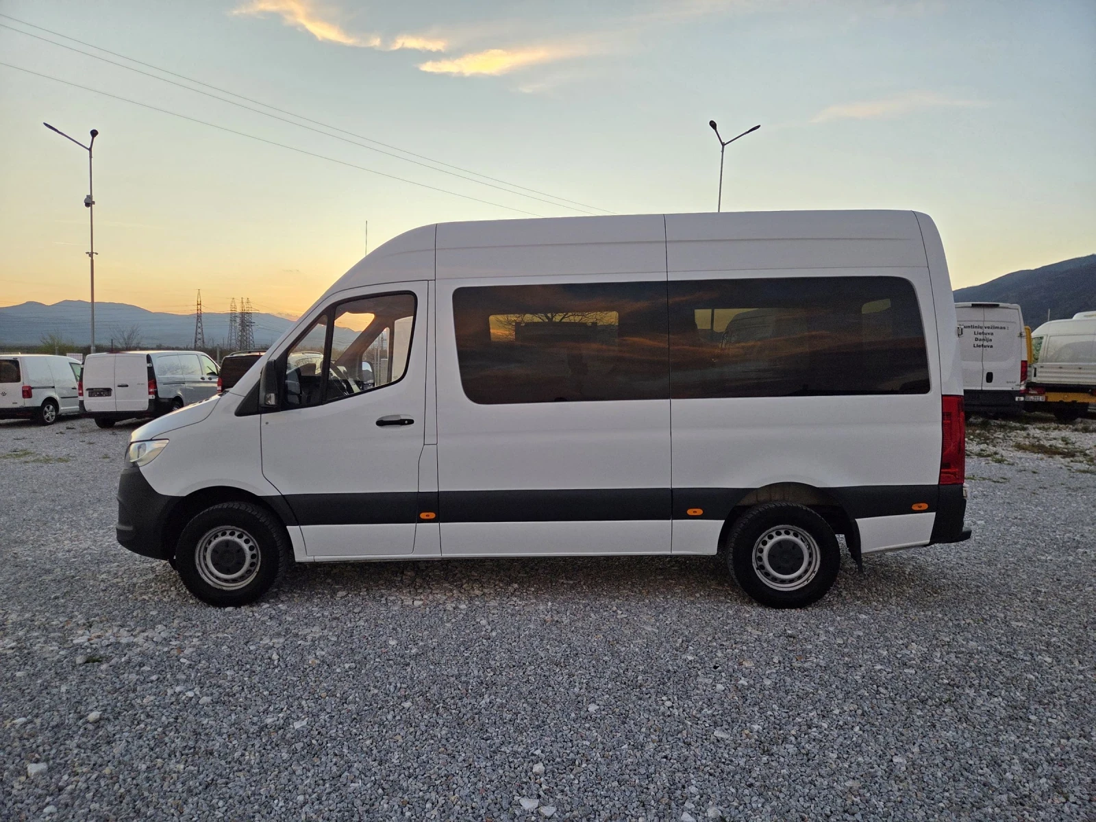 Mercedes-Benz Sprinter 316 CDI, Пътнически, 9 местен, Клима, Нави, снимка 2 - Бусове и автобуси - 54139384