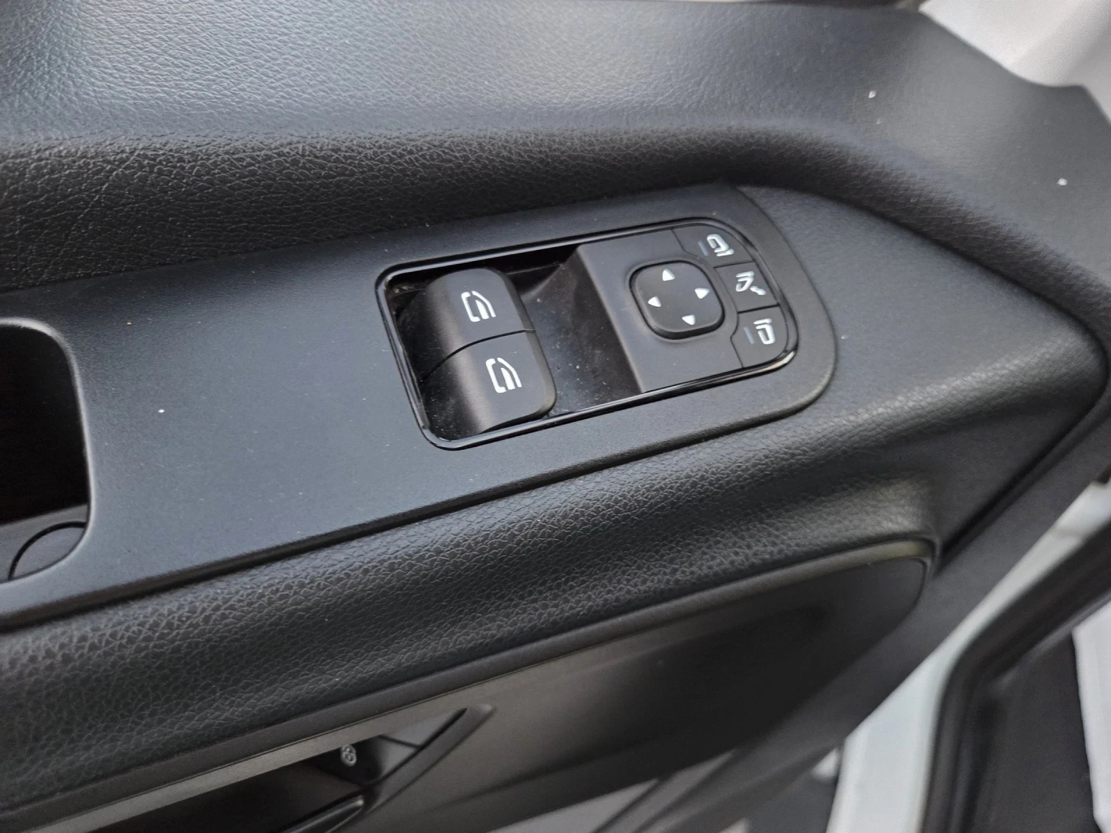 Mercedes-Benz Sprinter 316 CDI, Пътнически, 9 местен, Клима, Нави, снимка 12 - Бусове и автобуси - 54139384