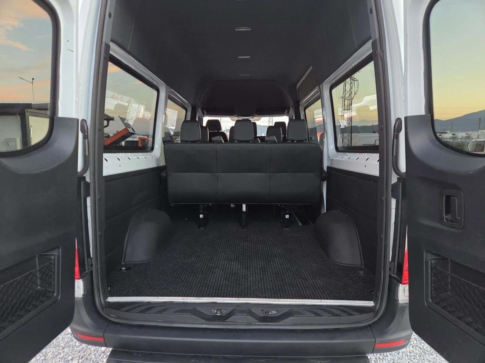 Mercedes-Benz Sprinter 316 CDI, Пътнически, 9 местен, Клима, Нави, снимка 15 - Бусове и автобуси - 54139384
