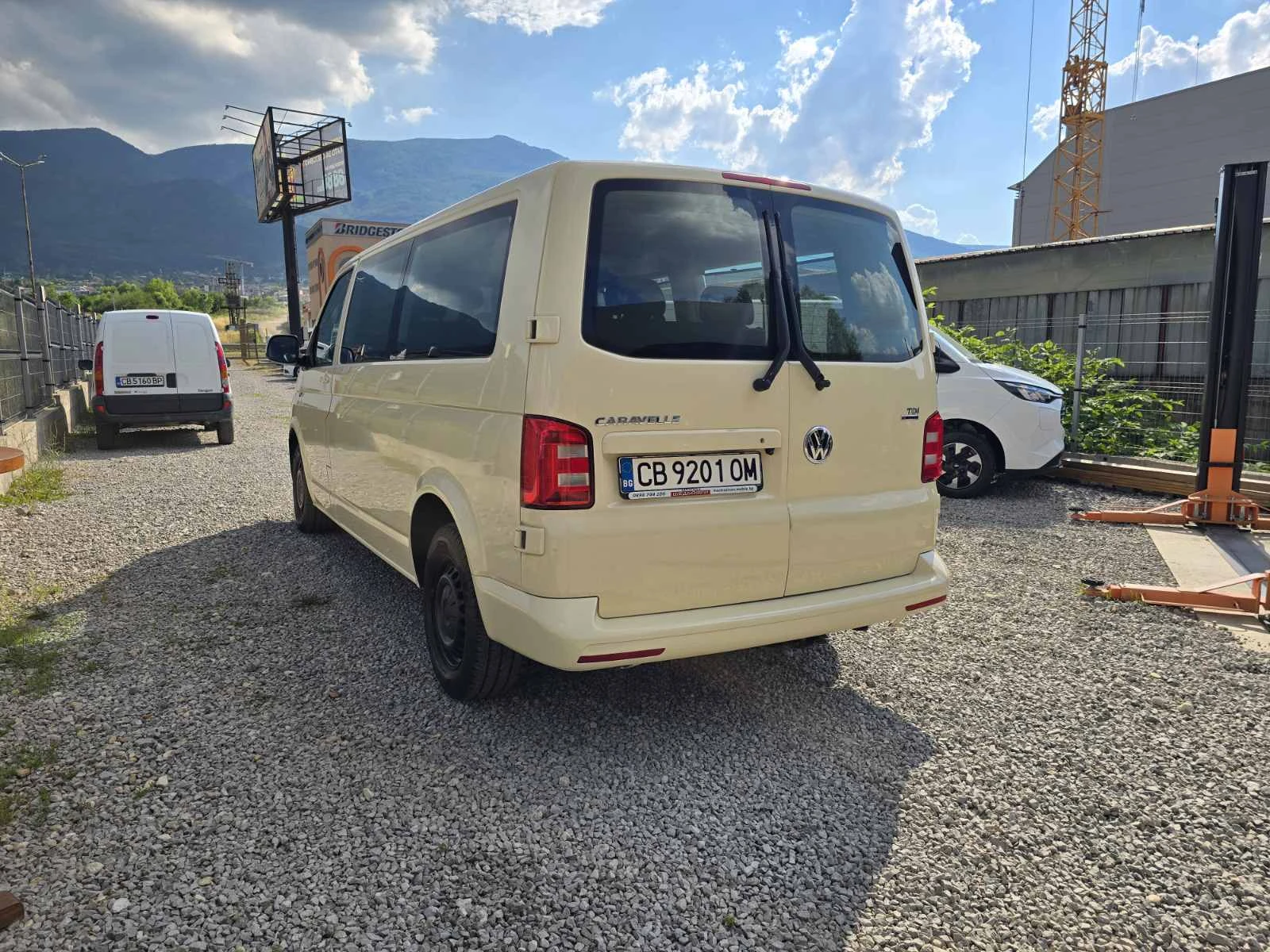 VW Caravelle 2.0TDI 4X4 CARAVELLE, снимка 2 - Бусове и автобуси - 55062731