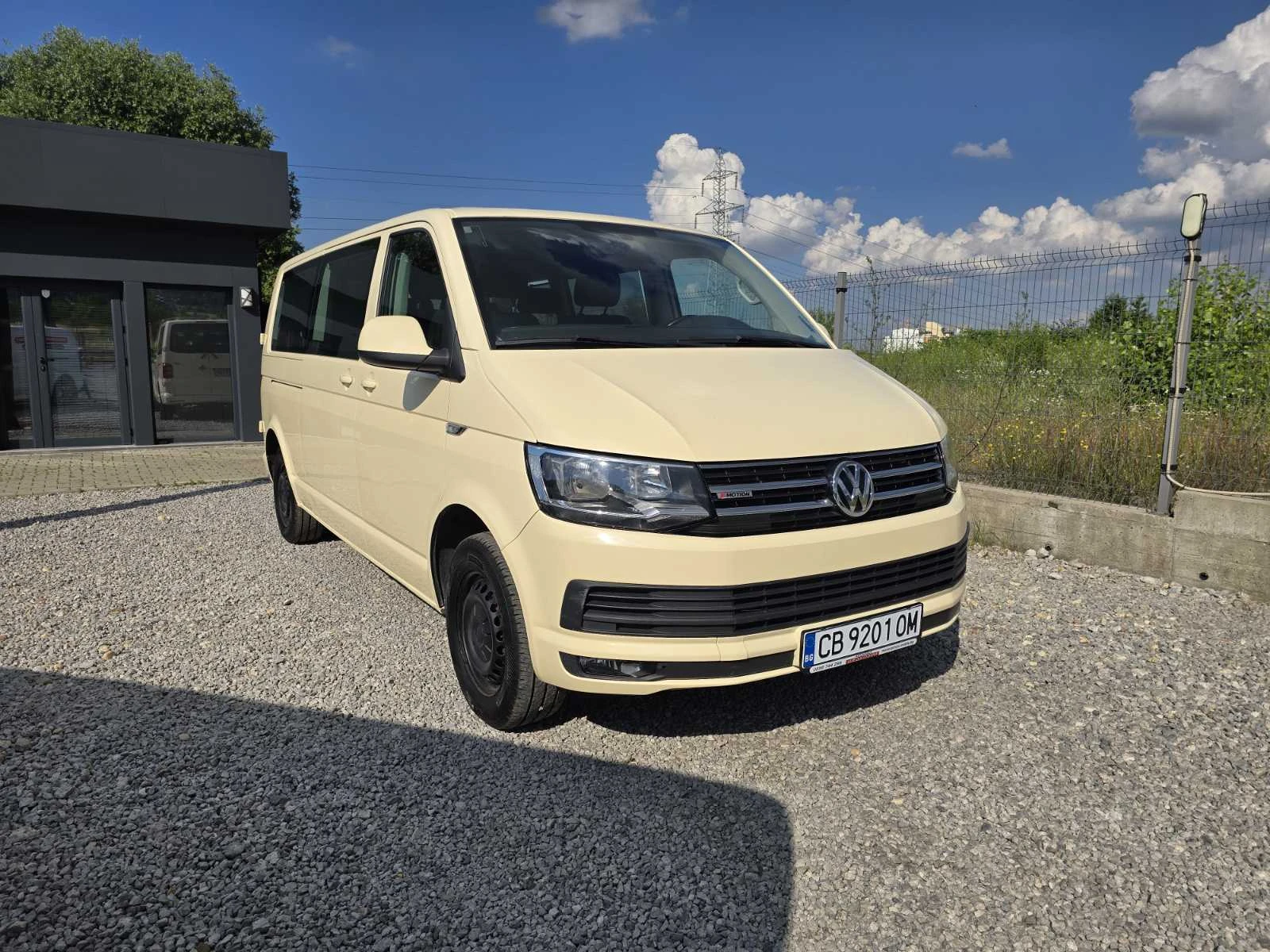 VW Caravelle 2.0TDI 4X4 CARAVELLE, снимка 4 - Бусове и автобуси - 55062731