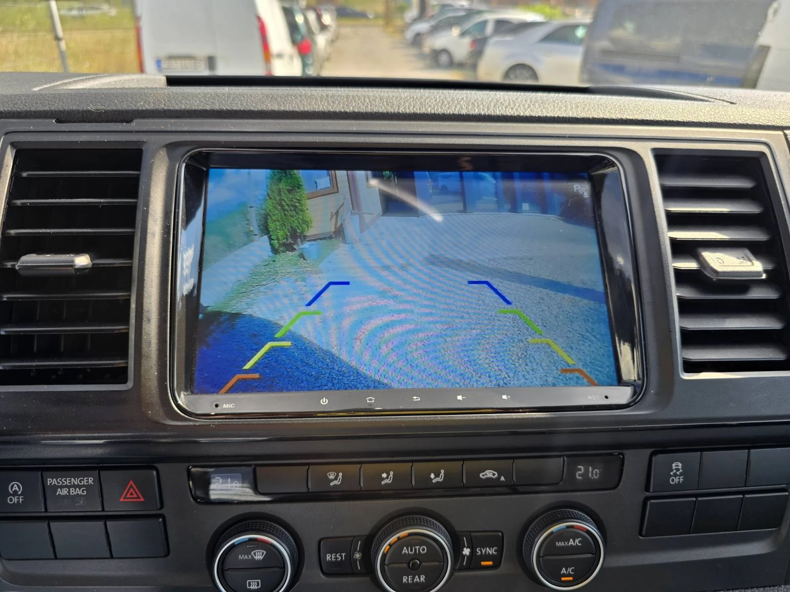 VW Caravelle 2.0TDI 4X4 CARAVELLE, снимка 15 - Бусове и автобуси - 55062731