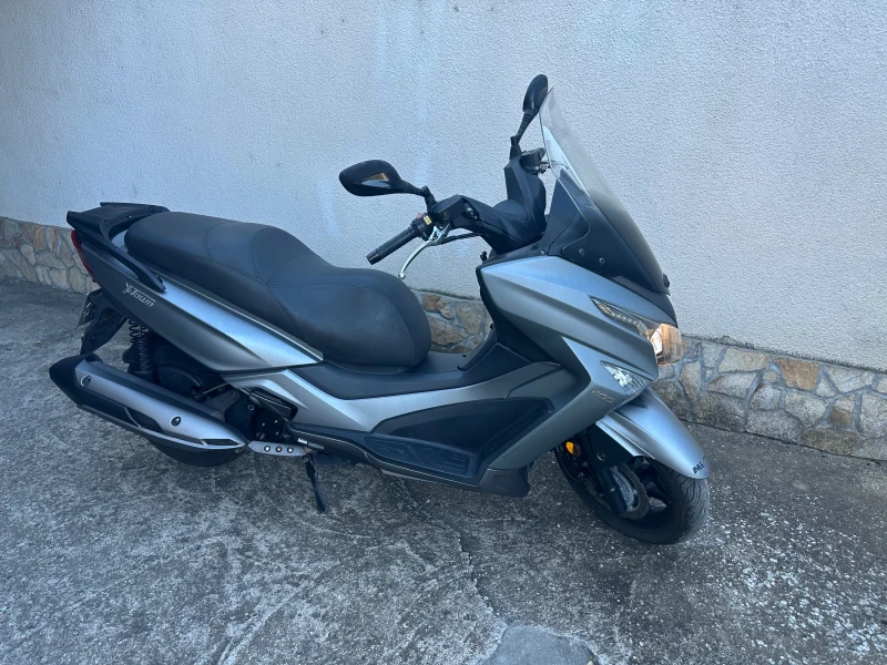 Kymco Downtown 300, снимка 3 - Мотоциклети и мототехника - 47456376