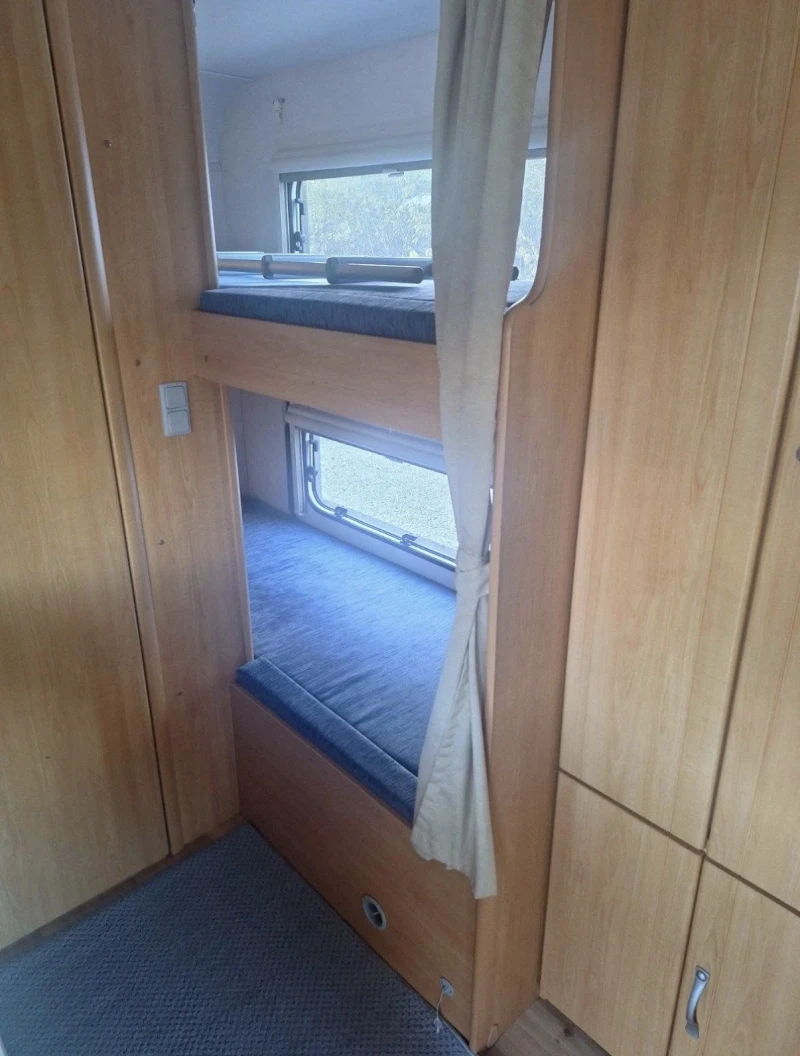 Кемпер LMC Liberty, снимка 14 - Каравани и кемпери - 52360271