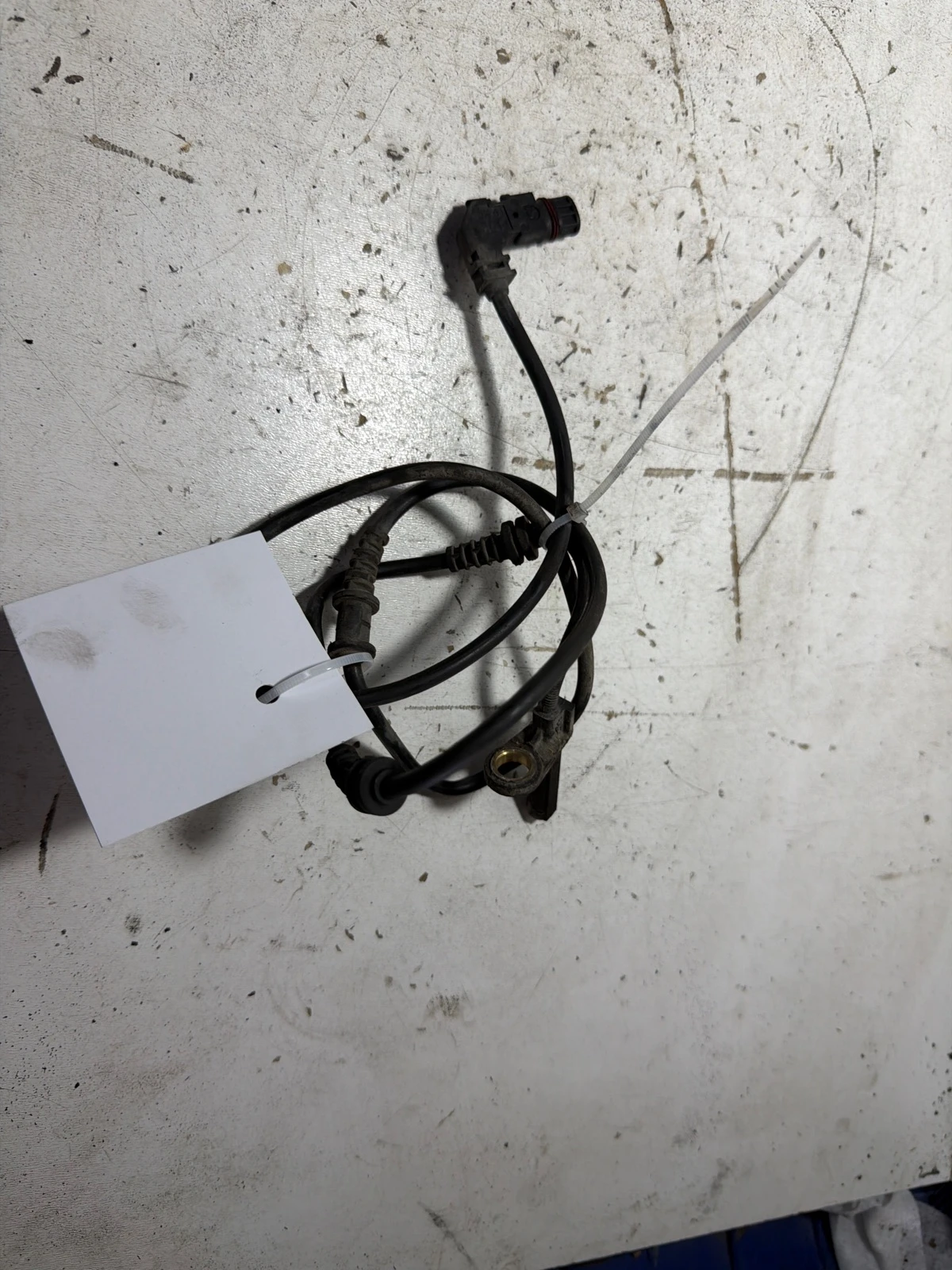 датчик преден ABS A2215400317 Mercedes S