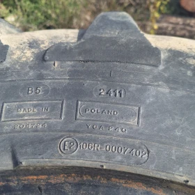 Гуми, снимка 4