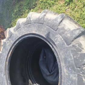 Гуми, снимка 6