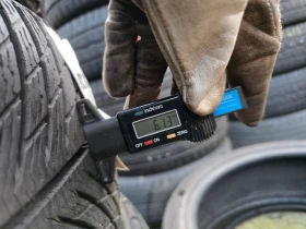 Гуми Зимни 225/55R18, снимка 7