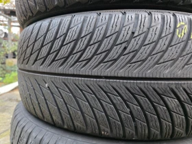 Гуми Зимни 225/55R18, снимка 4 - Гуми и джанти - 53122923