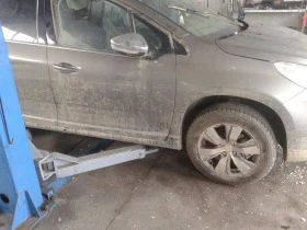 Peugeot 2008 1.2i, снимка 9