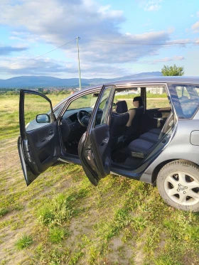 Toyota Corolla verso, снимка 5