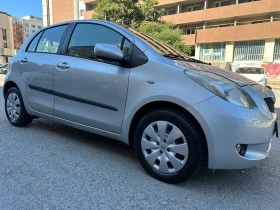 Обява за продажба на Toyota Yaris 1.3 бензин Автомат ~8 800 лв. - изображение 1