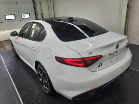 Обява за продажба на Alfa Romeo Giulia VELOCE * CARFAX * АвтоКредит * Цена до България*  ~55 000 лв. - изображение 3