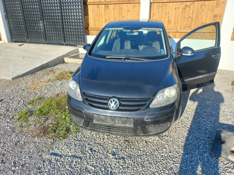 VW Golf Plus 1.6фси, снимка 1 - Автомобили и джипове - 47236418