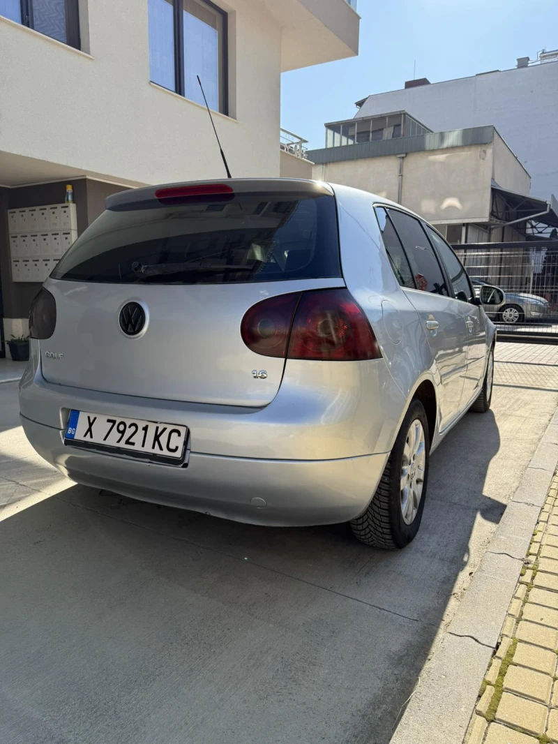 VW Golf 1.6i, снимка 2 - Автомобили и джипове - 49082778