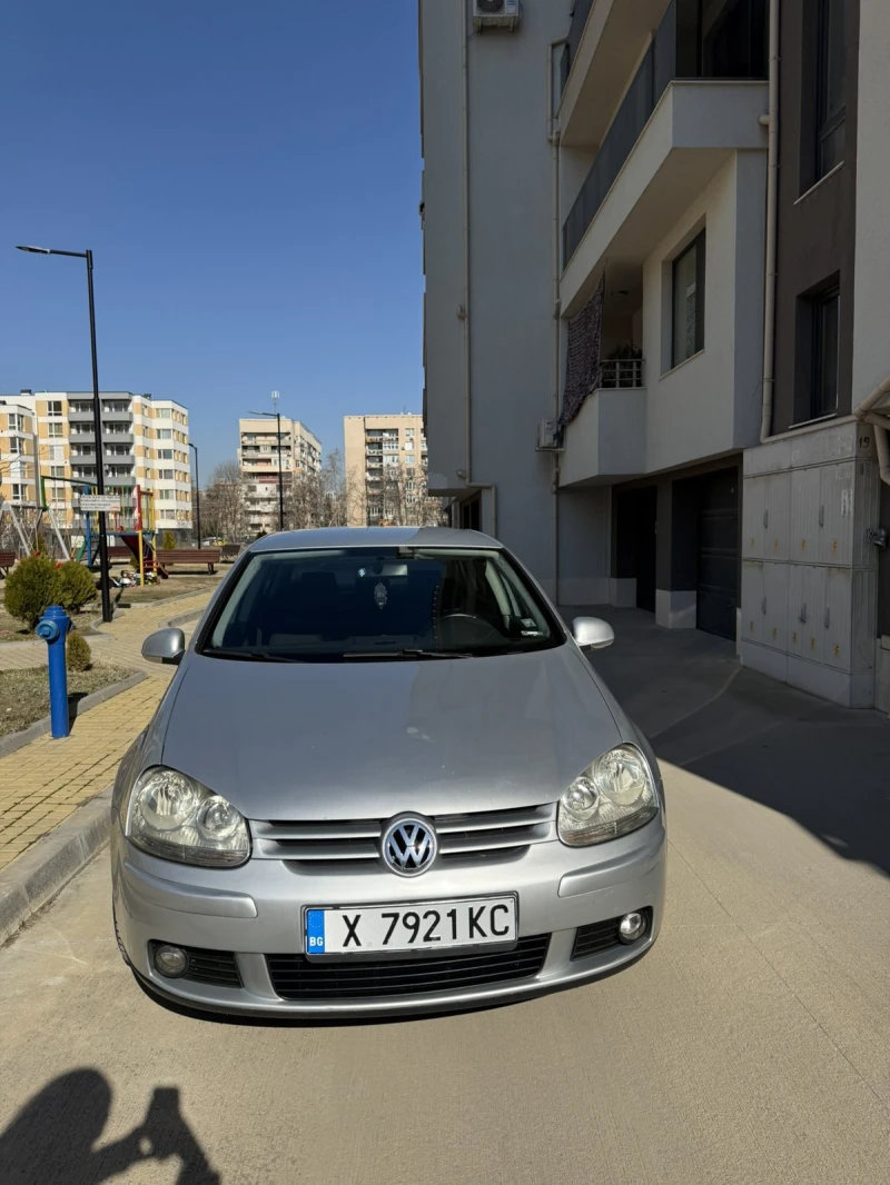 VW Golf 1.6i, снимка 3 - Автомобили и джипове - 49082778