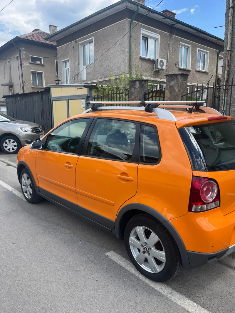 VW Polo, снимка 6 - Автомобили и джипове - 52810243