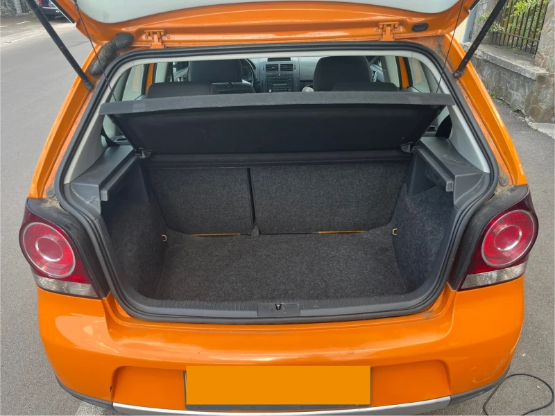 VW Polo, снимка 9 - Автомобили и джипове - 52810243