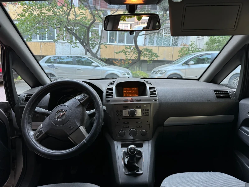 Opel Zafira, снимка 4 - Автомобили и джипове - 52484047