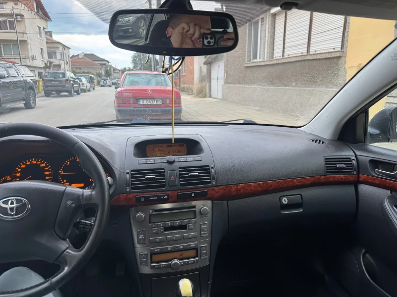 Toyota Avensis Toyota Avensis 2.0 D4D 116КС, снимка 7 - Автомобили и джипове - 52028115