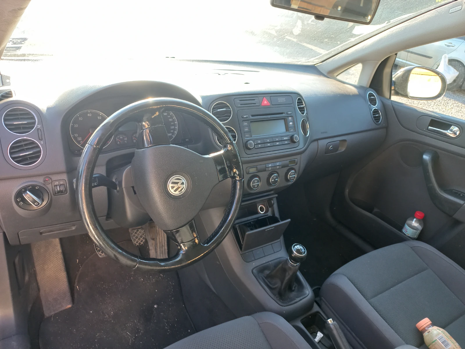 VW Golf Plus 1.6фси - изображение 8