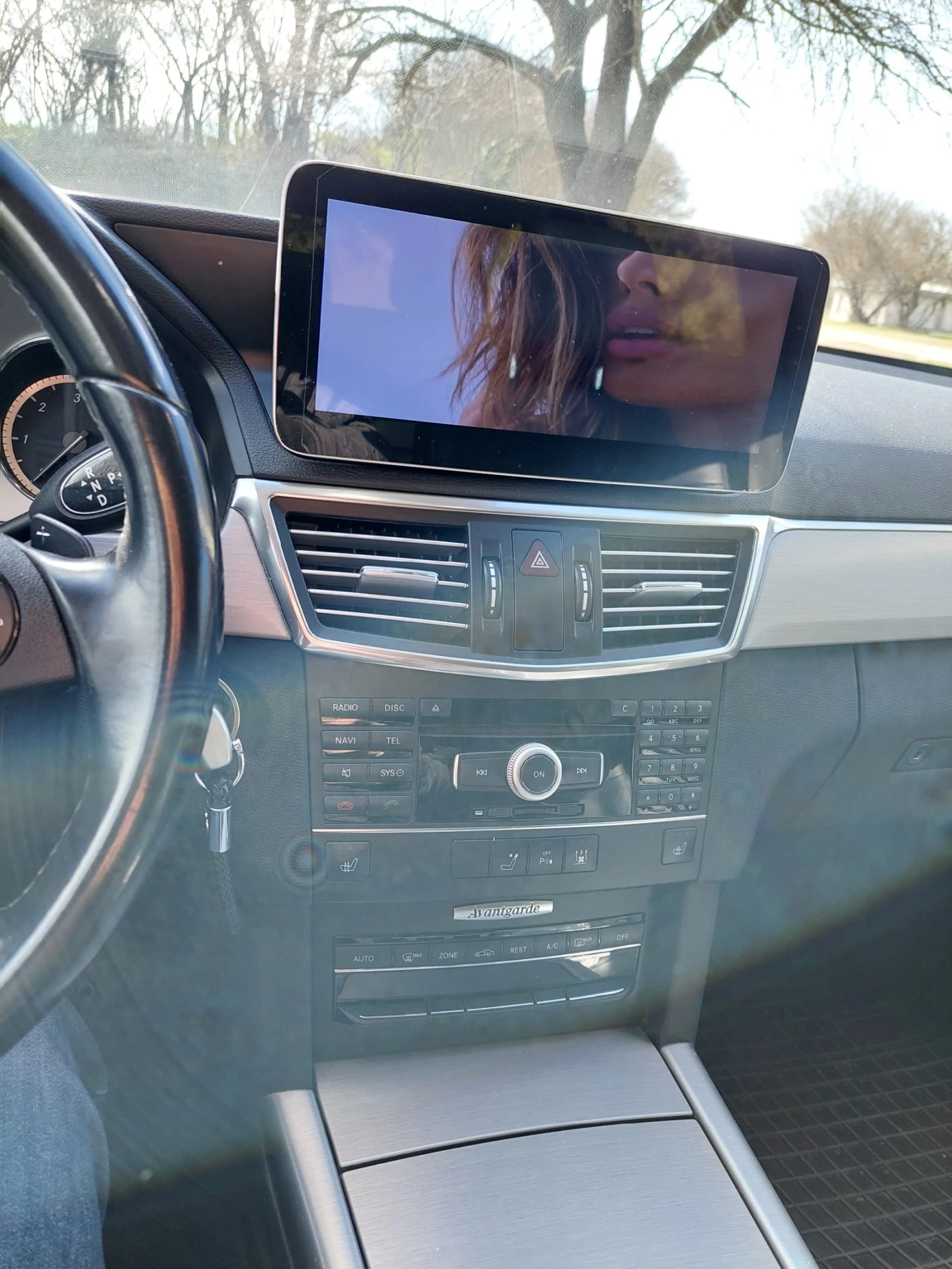 Mercedes-Benz E 350 | Mobile.bg   13