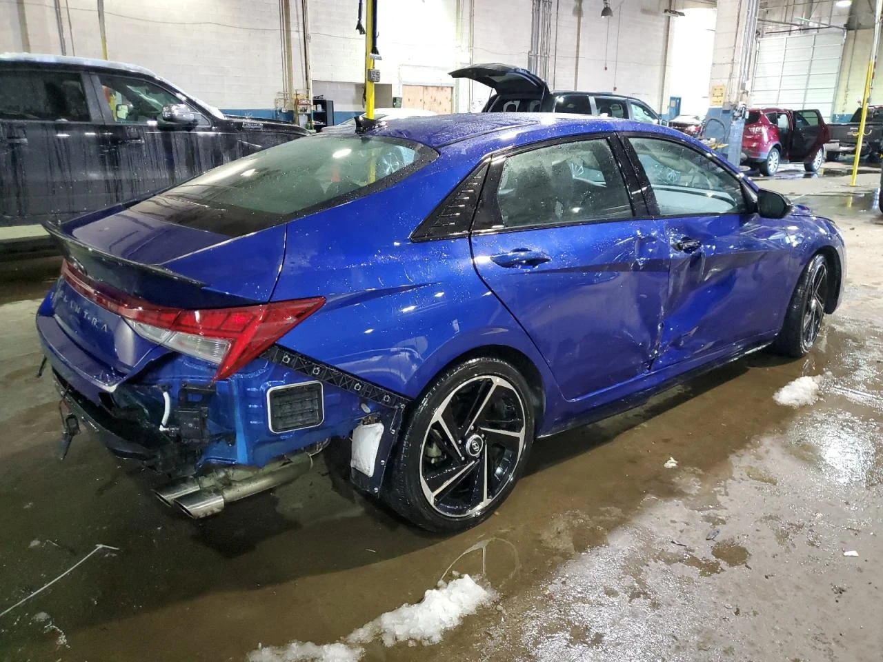 Hyundai Elantra  - изображение 6