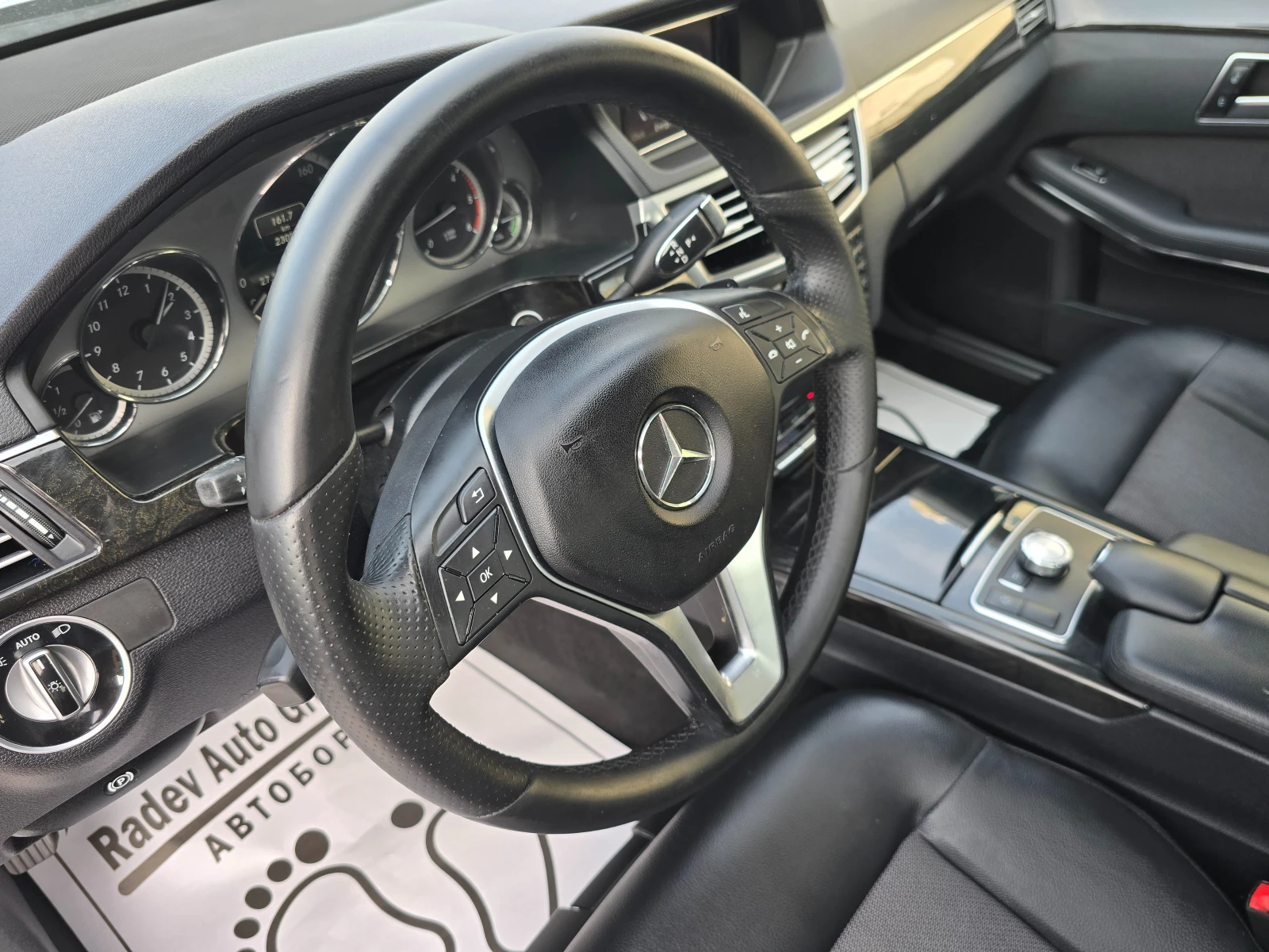 Mercedes-Benz E 300 HYBRID - изображение 10