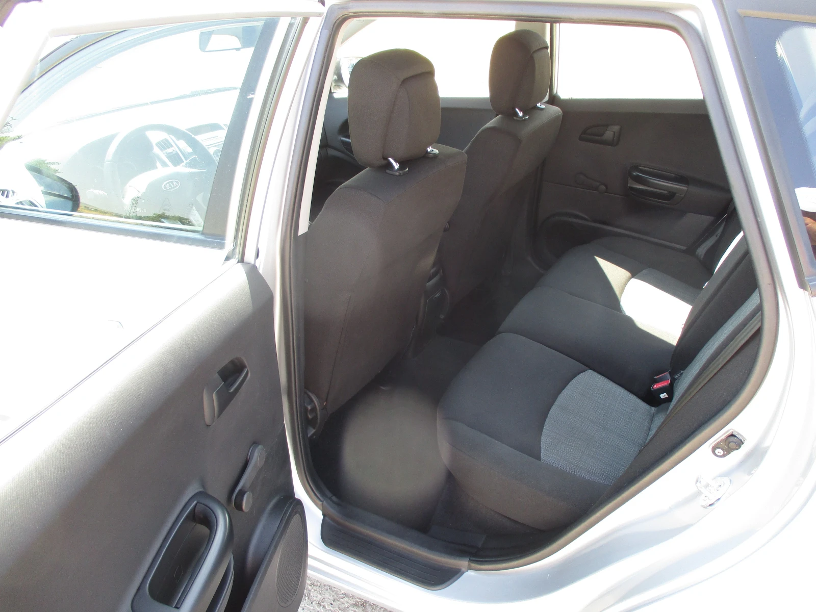 Kia Ceed 1.6/ДИЗЕЛ/90кс/КАТО НОВА/ | Mobile.bg — изображение 11