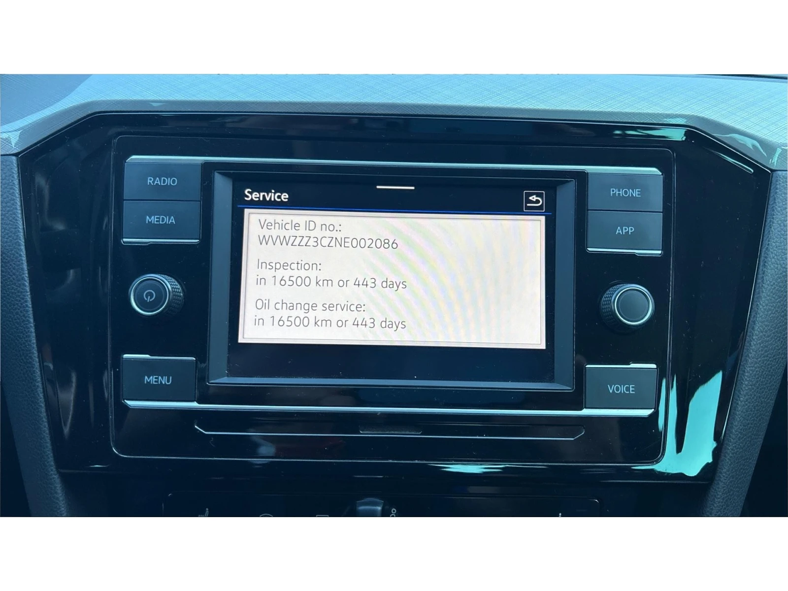 VW Passat 2.0 TDi DSG SCR Business,    575  | Mobile.bg   14