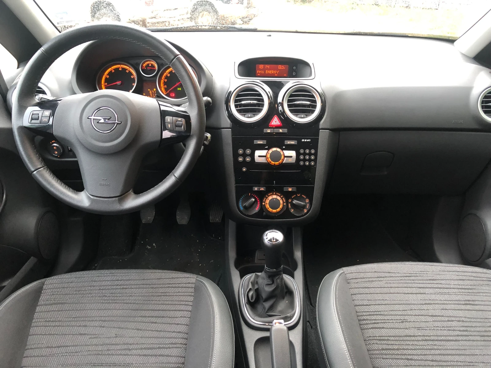 Opel Corsa 1.4 Active - изображение 7