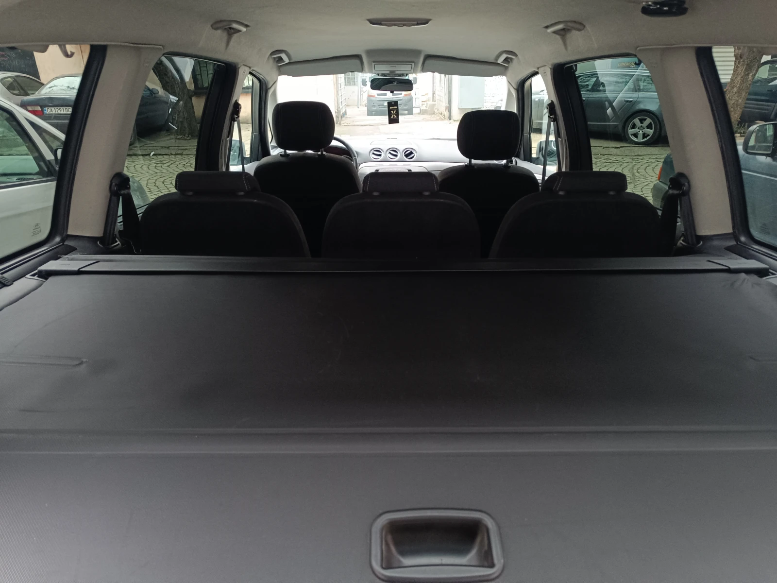 Ford Galaxy 2000 - изображение 6