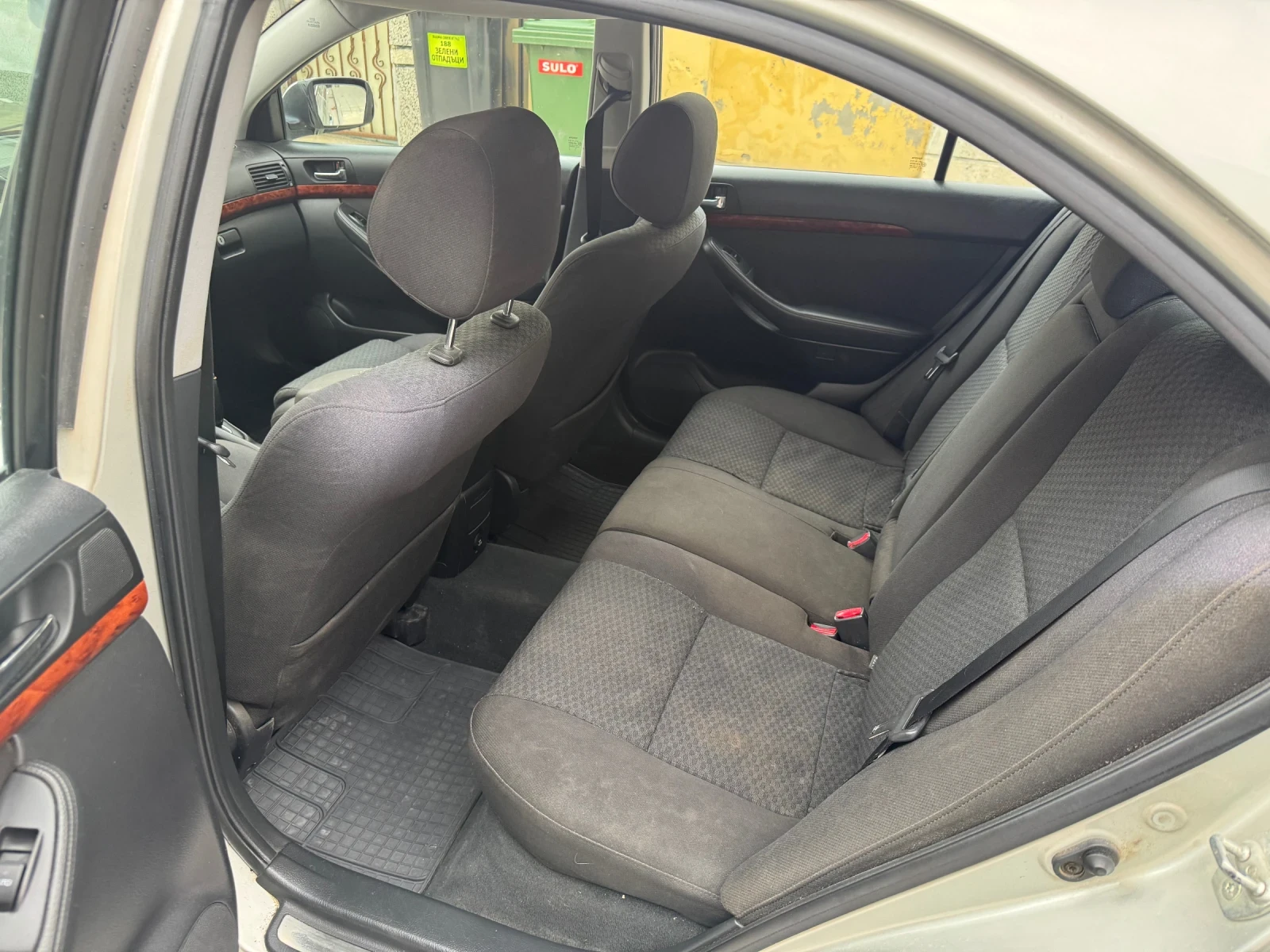Toyota Avensis Toyota Avensis 2.0 D4D 116КС - изображение 9